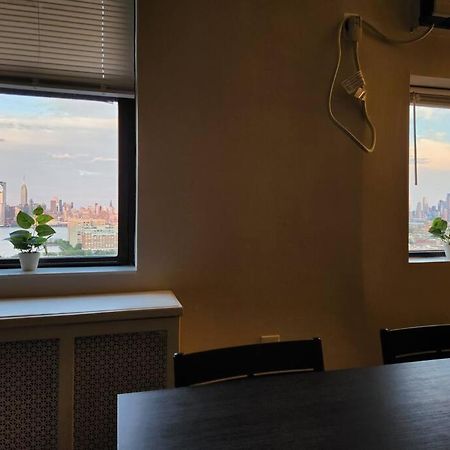 Elegant 2 Bed Gem! Mins From Nyc Apartment Union City Ngoại thất bức ảnh