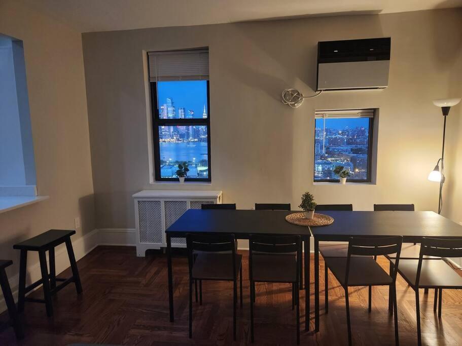 Elegant 2 Bed Gem! Mins From Nyc Apartment Union City Ngoại thất bức ảnh