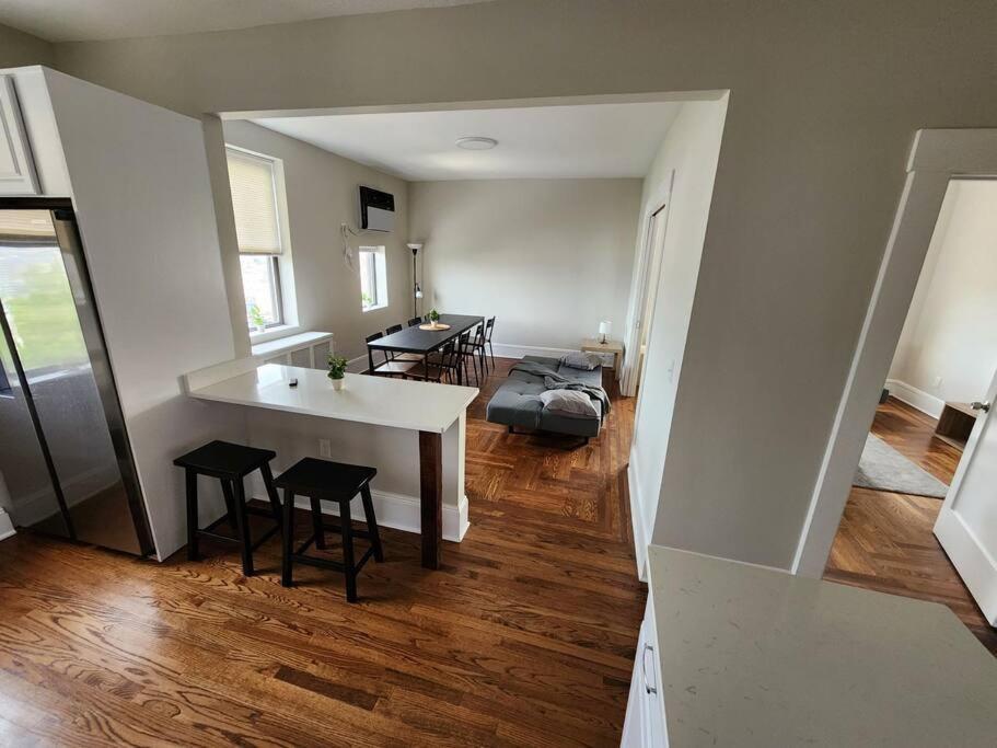 Elegant 2 Bed Gem! Mins From Nyc Apartment Union City Ngoại thất bức ảnh